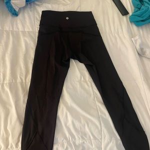 Peleton Lululemon leggings